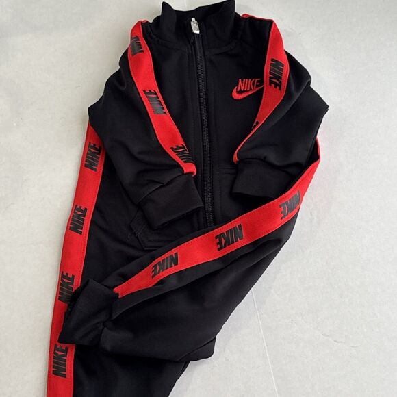 Nike Baby Boy Piece Tracksuit Coverall ~ Black Red, 3 month Infant Full Zip - Picture 8 of 8
